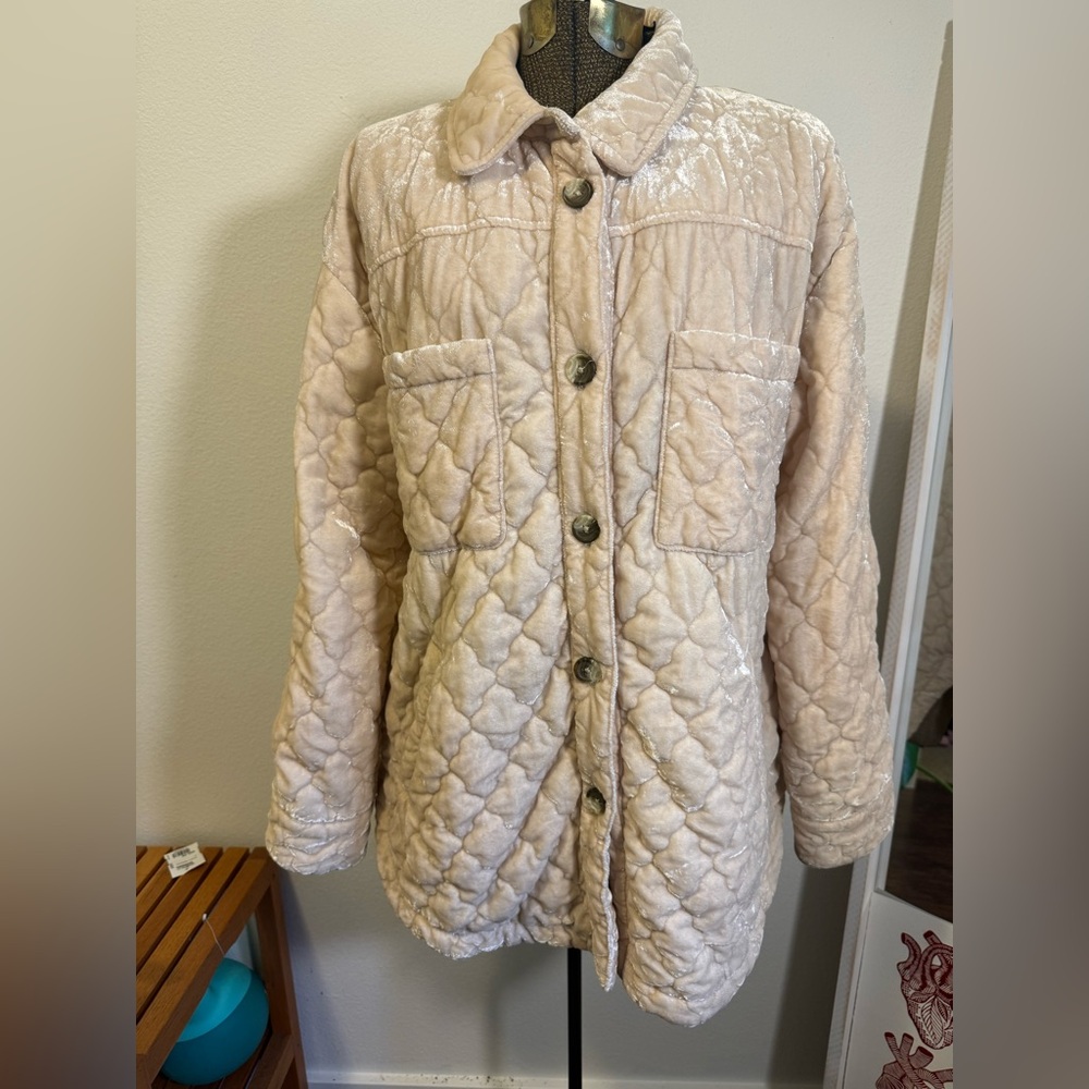 Anthropologie Quilted Velvet Shirt Jacket Small Cream